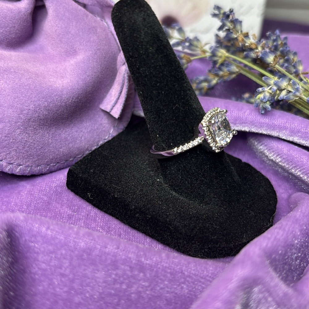 💍 ✈️ 💎 Enchanting Beauty Travel Ring 2.75 Carats W/ Cushion Cut Stunning! #EA40 - Picture 2 of 8